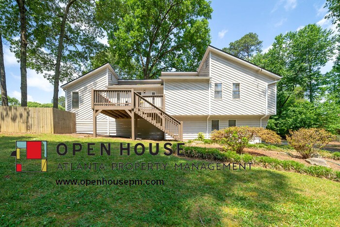 Primary Photo - 5636 Forest Pl, Acworth