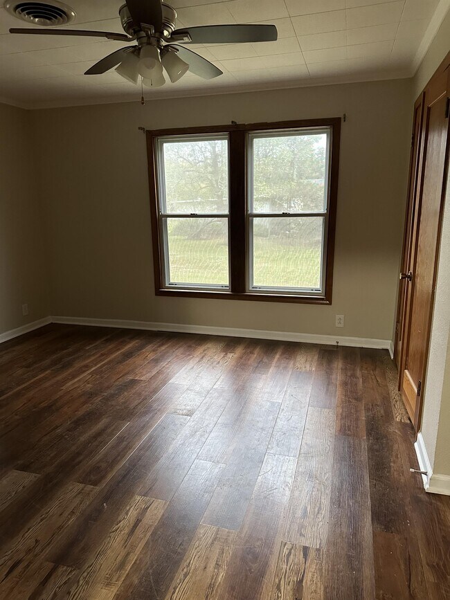 Building Photo - 3012 Berry Ave