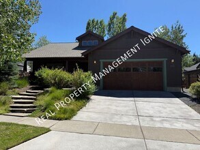 Building Photo - 2955 N W Bordeaux Ln