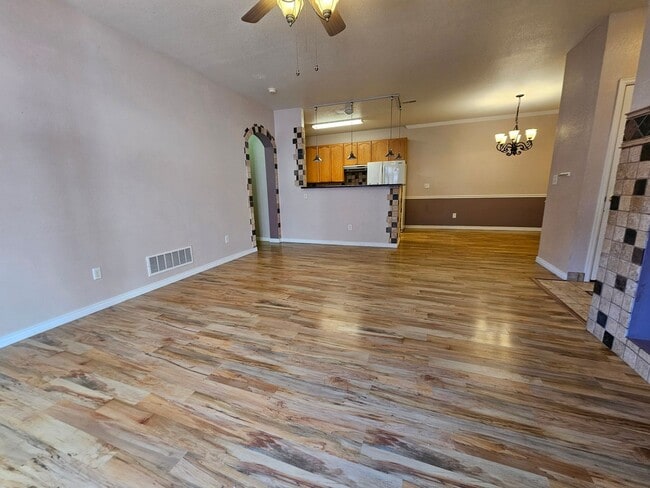 Building Photo - Spacious 2 Bedroom 2 Bath Condo - Close To Buckley AFB, DIA, DTC - Garage