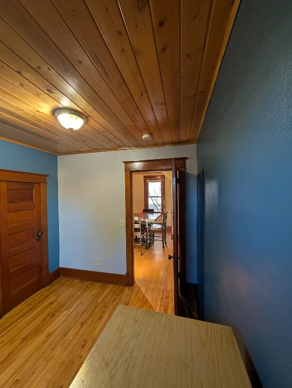 Foto del edificio - 1027 E Chapman St