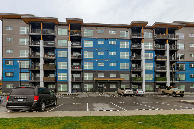 Building Photo - 2465 Gateway Rd