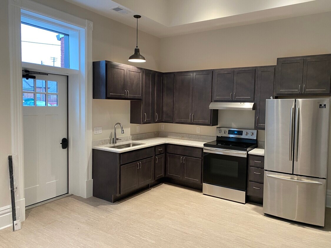 Foto principal - 414 South Superior Street, Unit A