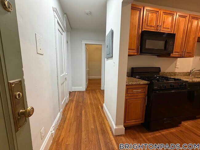 Foto del edificio - 288 Chestnut Hill Ave