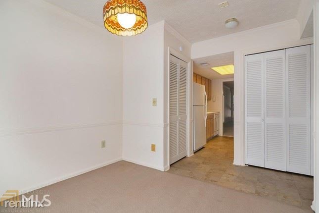 Foto del edificio - 2 br, 2 bath House - 3283 Clairmont North