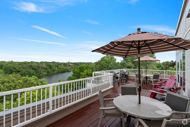 Terraza al aire libre - The Heights of Mendota
