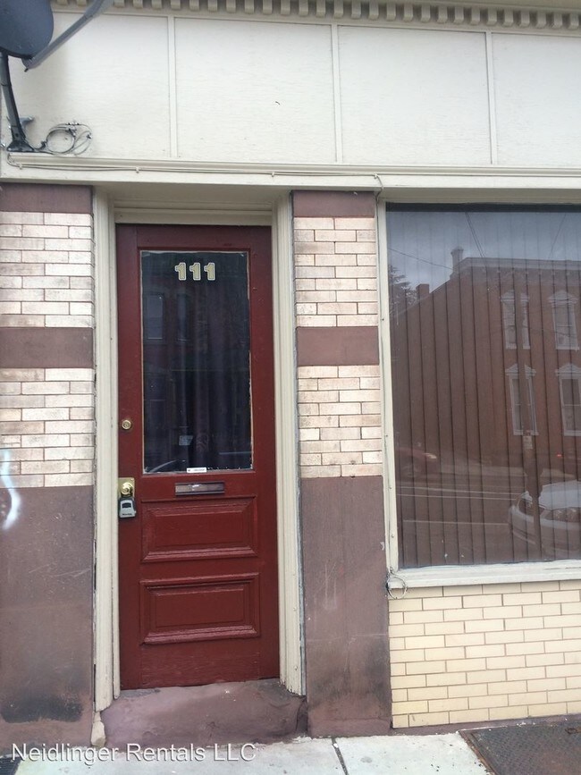 Building Photo - 111 S Hanover St