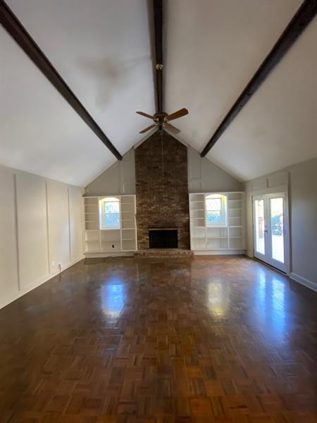 Foto del edificio - 247 Rockwood Ct NE