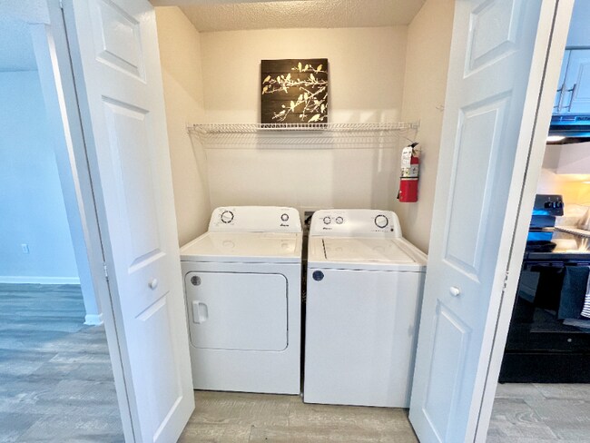 Foto del edificio - 5107 S Clarice Ct