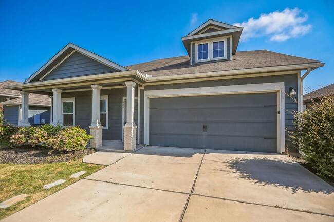 Building Photo - Modern Comfort Meets Space – Updated 4 Bed...