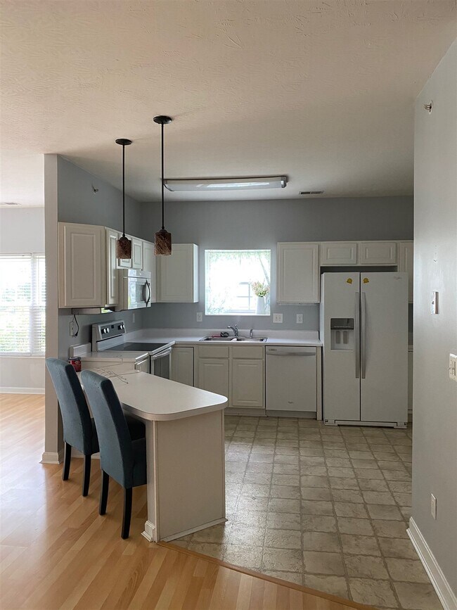 Building Photo - 1184 Periwinkle Dr