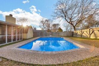 Building Photo - 10535 Breeds Hill Dr
