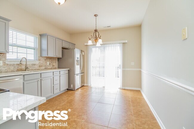 Building Photo - 2133 Ponty Pool Dr