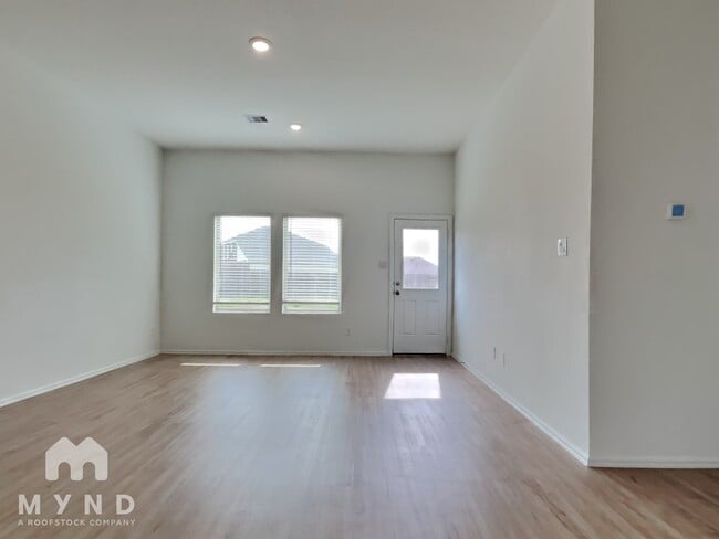 Building Photo - 9406 Kash Point Ct