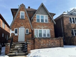 Building Photo - 14828 Sussex St
