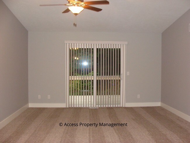 Building Photo - 798 Ridgemoor Dr SE