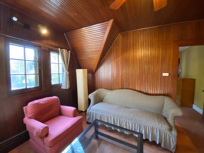 Foto del edificio - 2632 Wellington Rd
