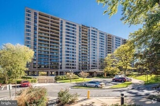Building Photo - 5500 Holmes Run Pkwy