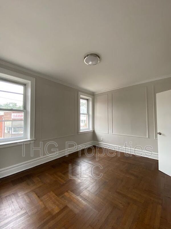 Foto del edificio - 678 Scotland Rd