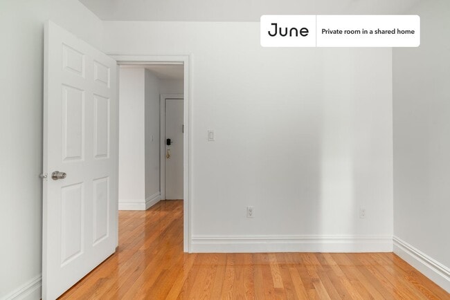 Building Photo - Room in Shared 2 bed/1 bath home in East Village