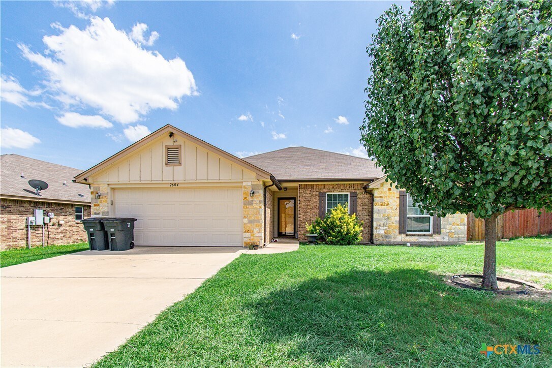 Foto principal - 2604 Hector Dr