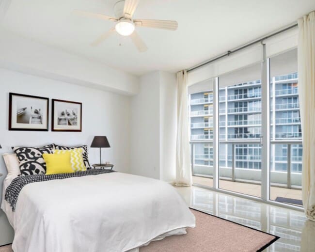 Photo - Icon Brickell 4206 Apartment