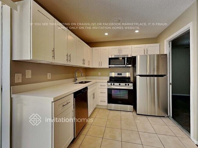 Building Photo - 8695 Indian River Run S