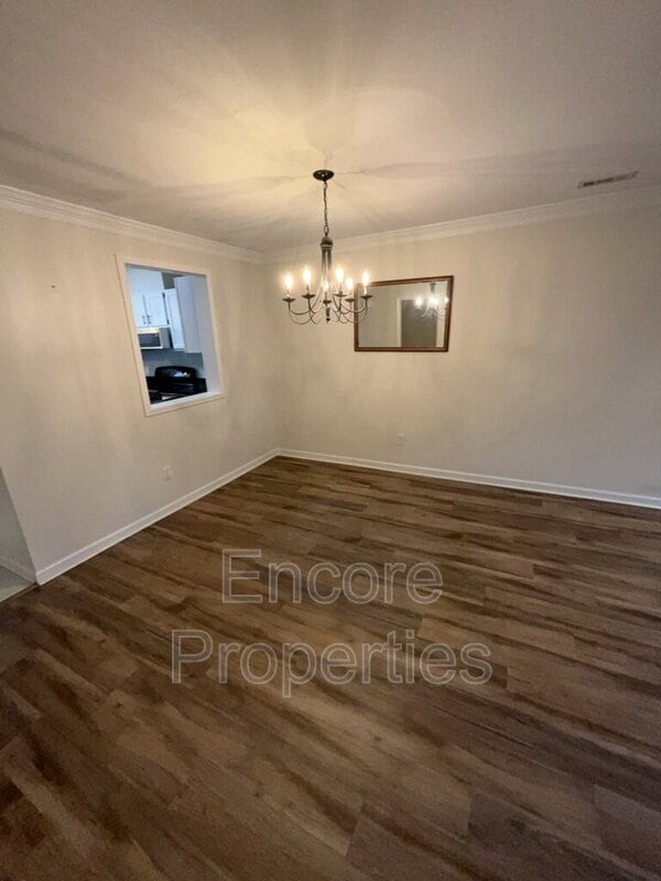 Building Photo - 1608 Township Cir