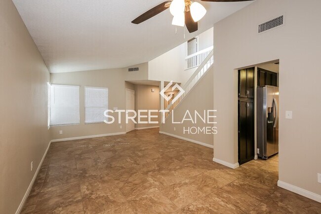 Building Photo - 3 Bedroom in Henderson!