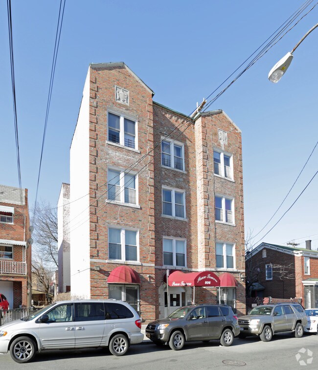 Building Photo - Peace Towers