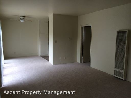 Building Photo - 1028-1028 A Ave