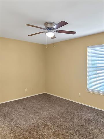 Foto del edificio - 838 Creekside Dr