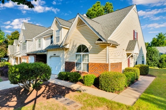 Building Photo - 2290 Hanover Drive