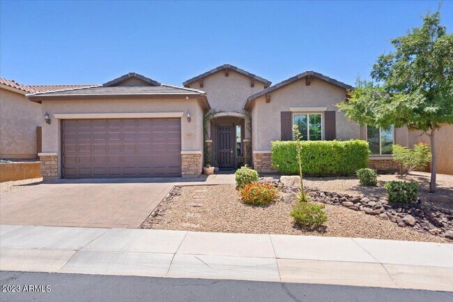 Building Photo - 5937 E Bramble Berry Ln