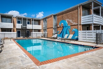 Building Photo - Bay House