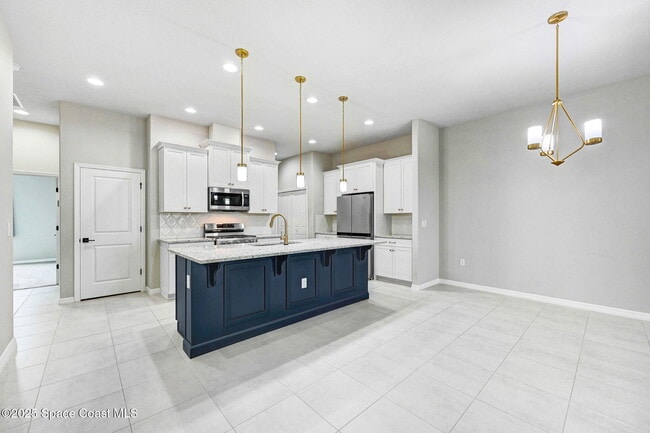 Building Photo - 8117 Tethys Ct