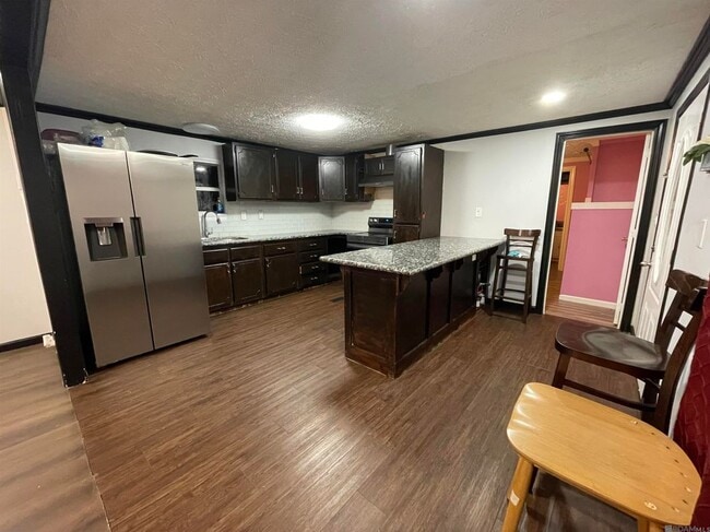 Building Photo - 3 Concord Loop