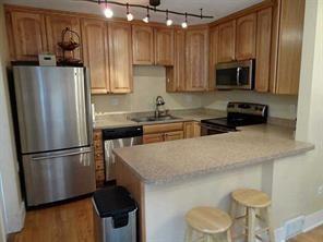 Foto del edificio - 2329 Sherbrook St