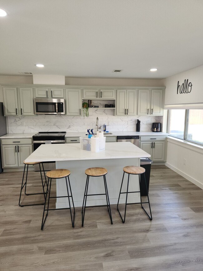 Kitchen - 1230 La Fiesta Dr