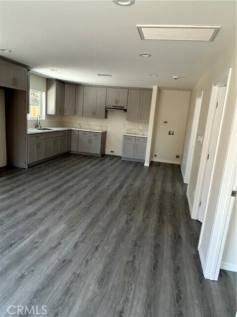 Foto del edificio - 6914 Adamson Ave