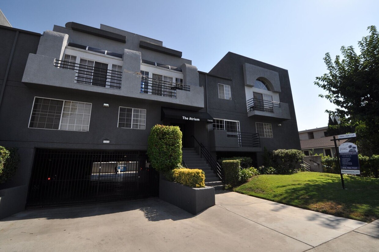 Foto principal - 11416 Albers St