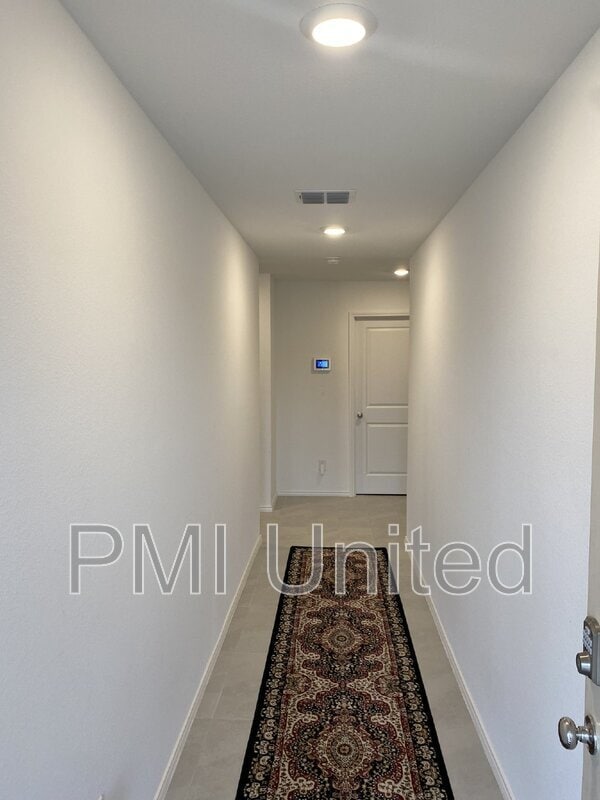 Building Photo - 325 Pueblo Bonito Trl