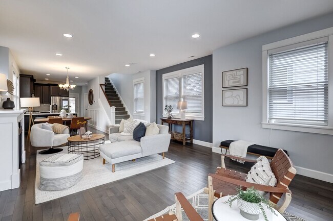 Building Photo - Gorgeous Craftsman Located in the Heart of...