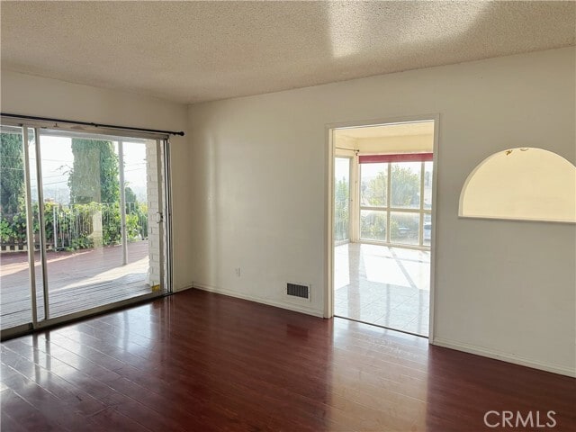 Foto del edificio - 712 Plateau Ave