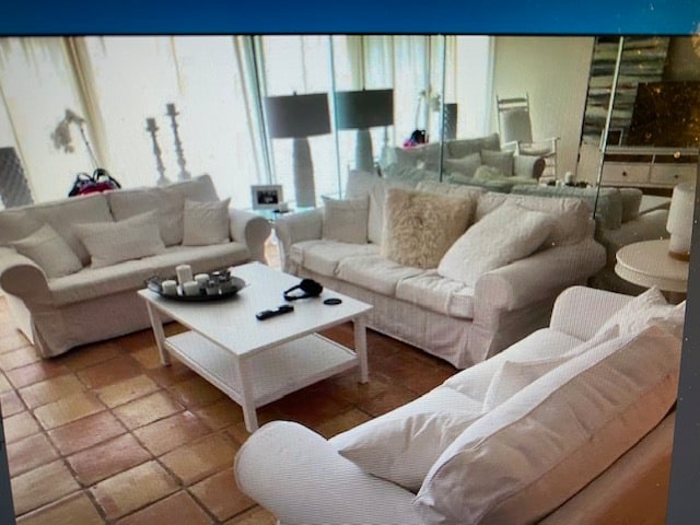 Building Photo - 4740 S Ocean Blvd