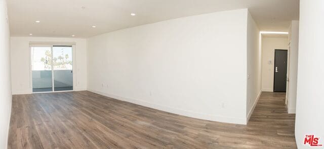 Building Photo - 429 N Hayworth Ave