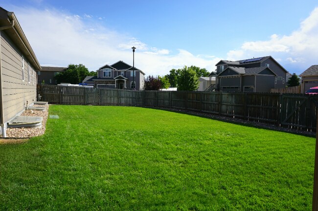 Foto del edificio - 1611 Jennifer St