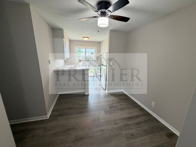 Foto del edificio - 9306 Reeder Dr