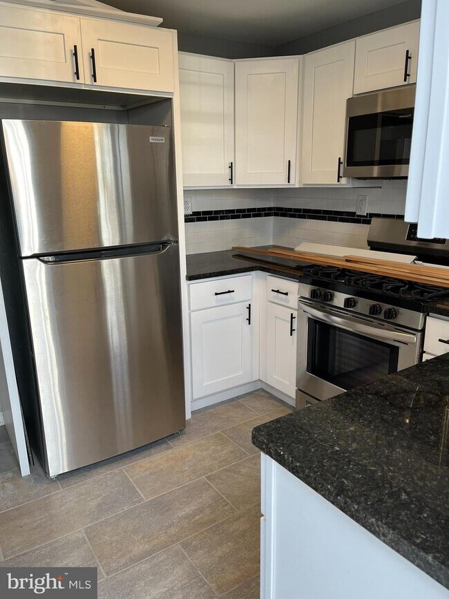 Foto del edificio - 2137 E Orleans St
