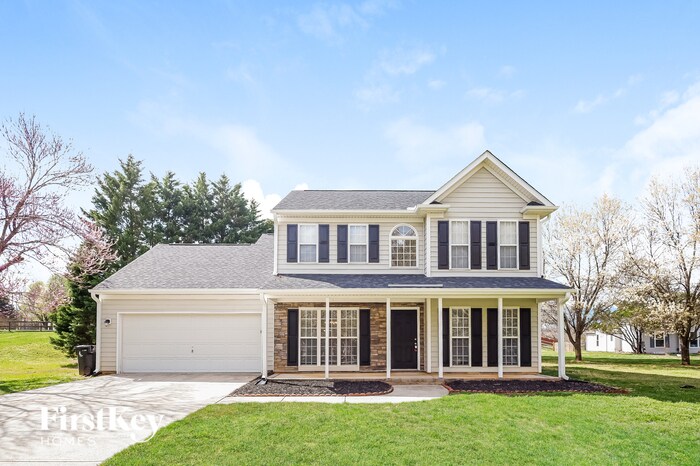 Foto principal - 612 Barbee Farm Dr